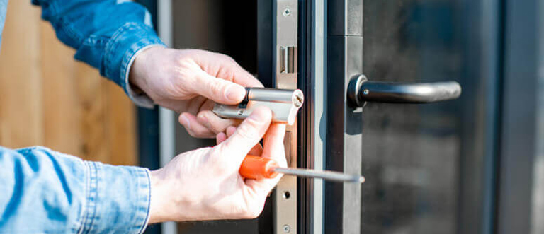 Commercial Locksmith Alpine